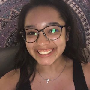 Meet your Posher, Bella